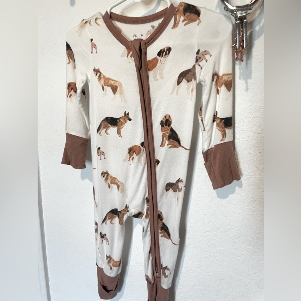 Angel Dear Big Dog Size 0-3 Month Convertible Bamboo Romper Footie